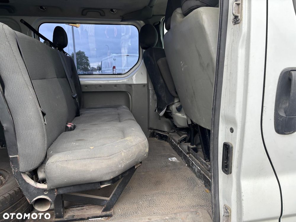 Renault Trafic - 9