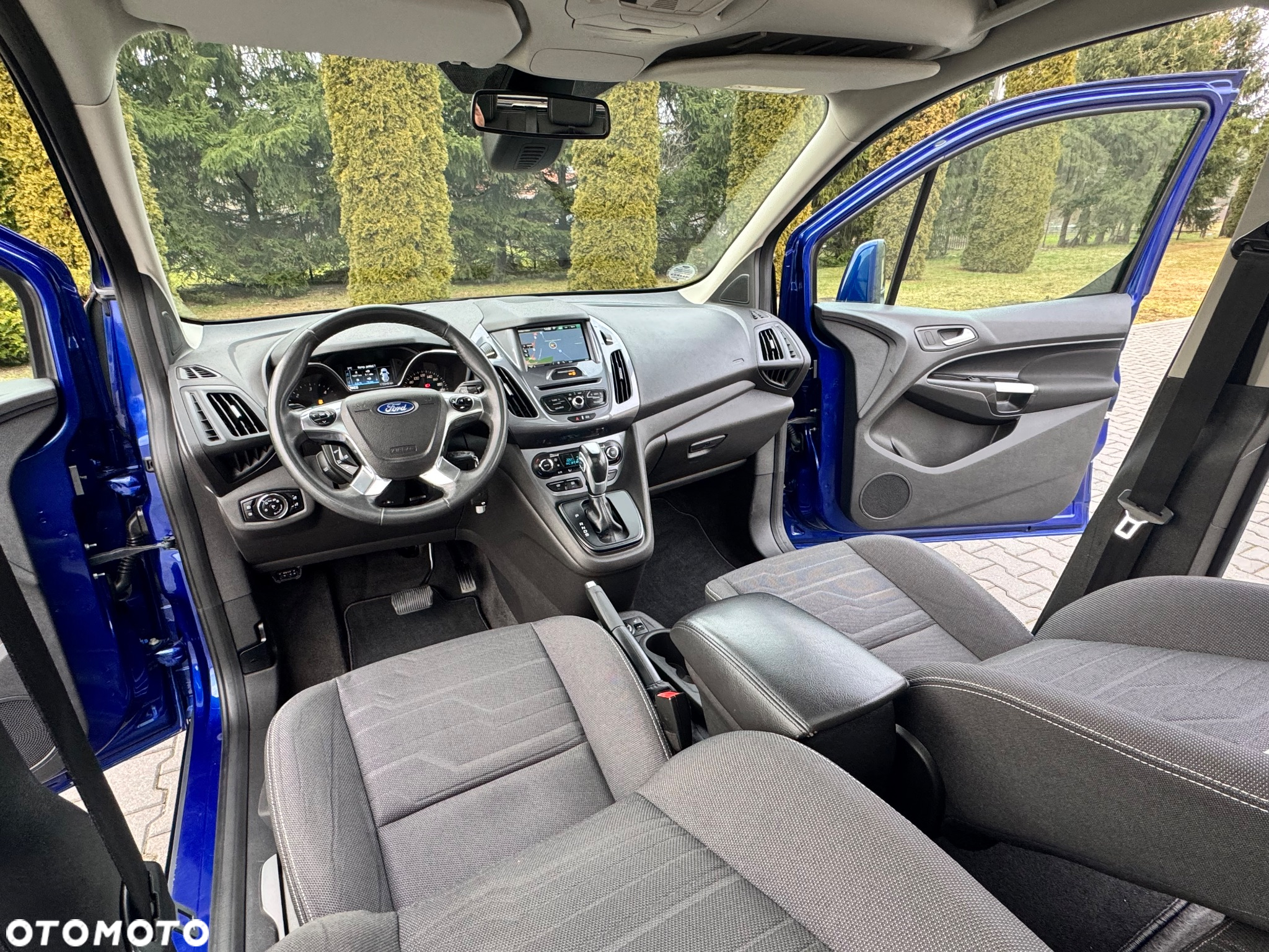 Ford Tourneo Connect 1.5 TDCi Start-Stop Titanium - 25