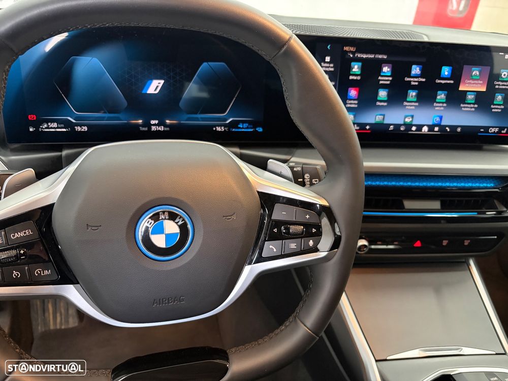 BMW 330 - 15