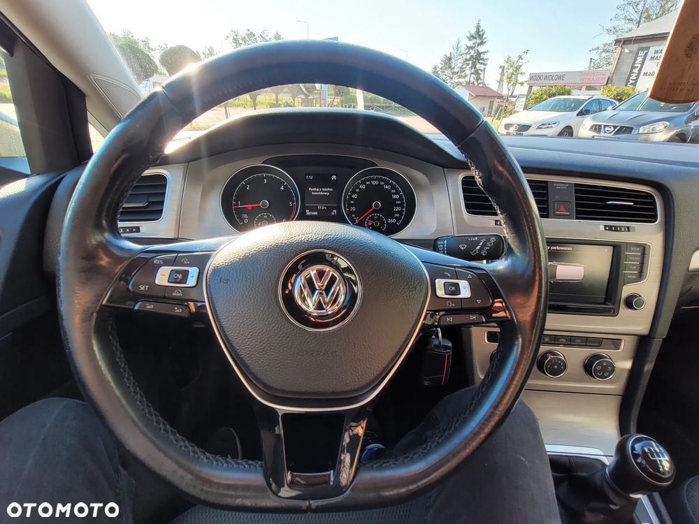 Volkswagen Golf 1.6 TDI BMT Comfortline - 12