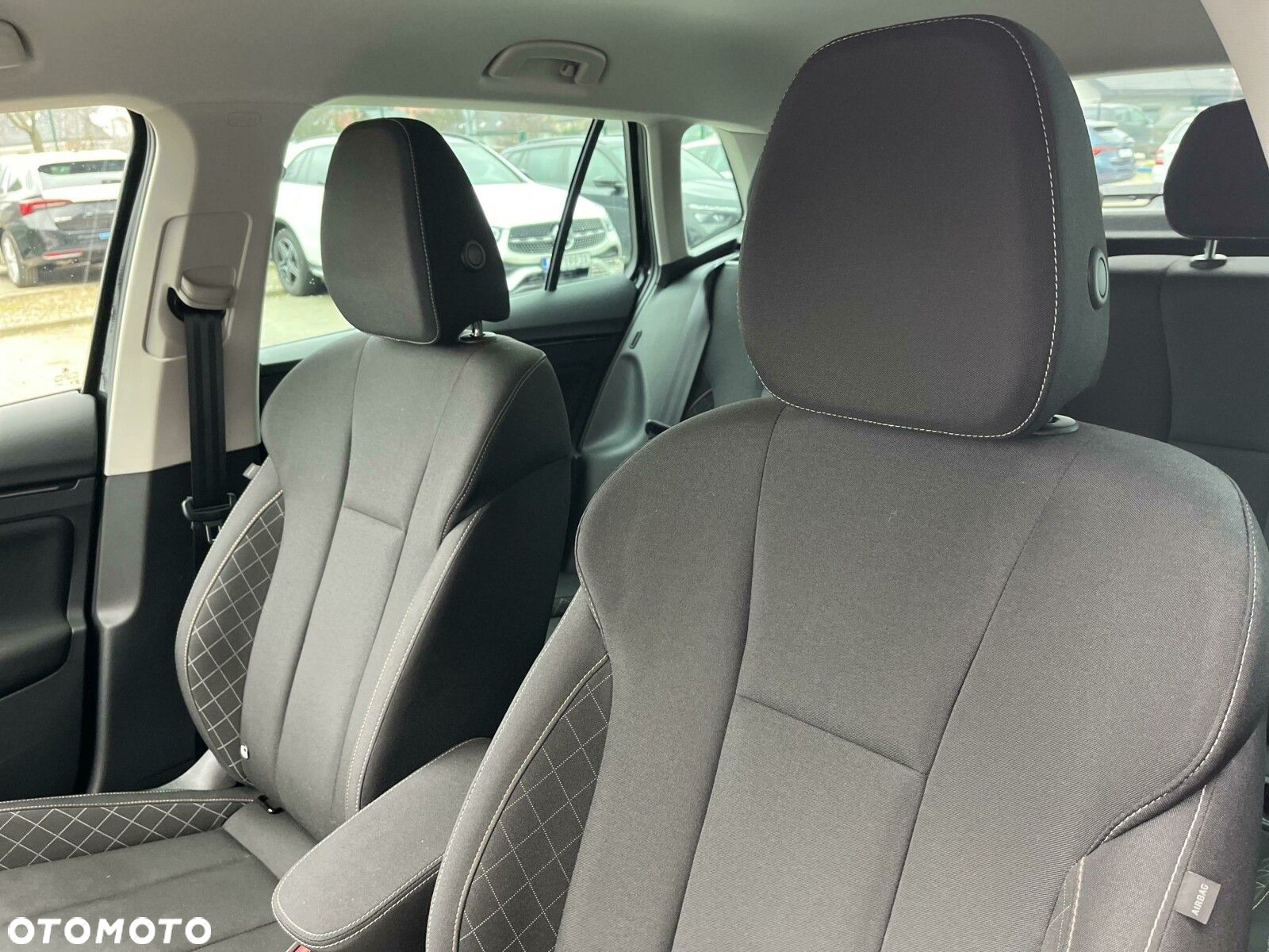 Skoda Kamiq 1.0 TSI Ambition DSG - 8