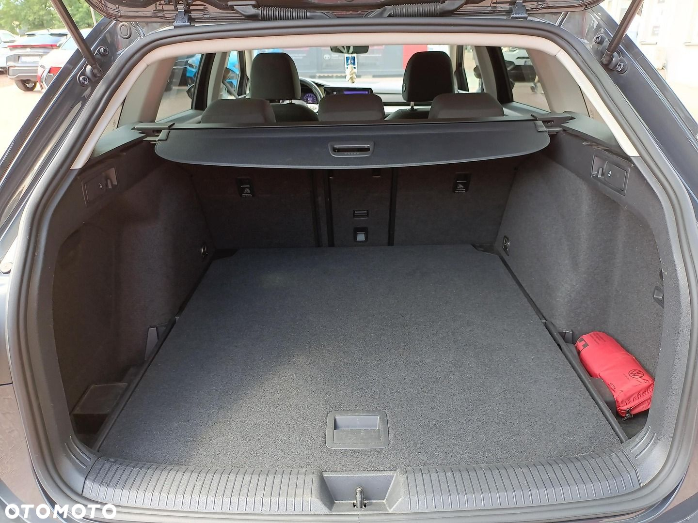 Volkswagen Golf - 21