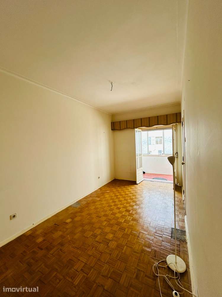 T2 com varanda em Sete Rios, Lisboa - Grande imagem: 5/13