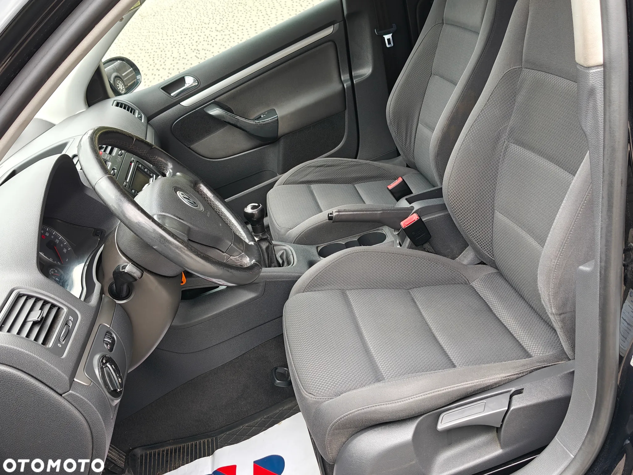 Volkswagen Golf 1.6 FSI Comfortline - 7