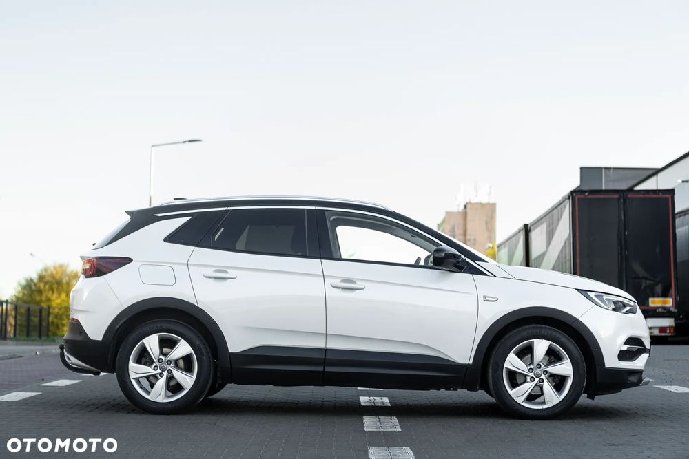 Opel Grandland X - 11
