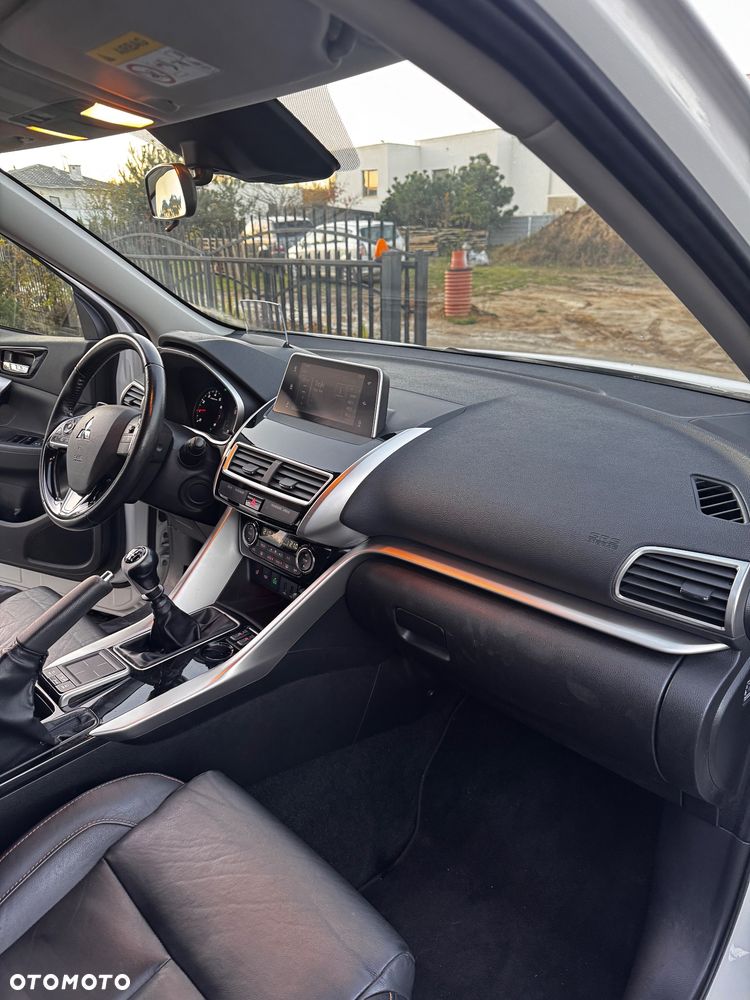 Mitsubishi Eclipse Cross 1.5 T Invite Plus - 39