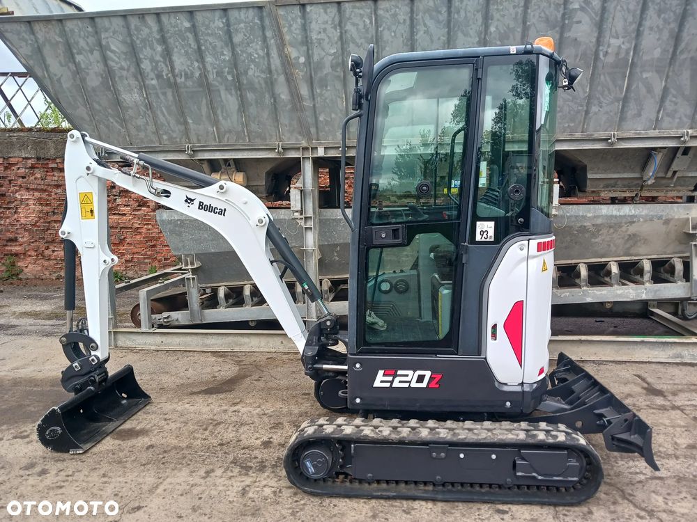 Bobcat E20Z - 9