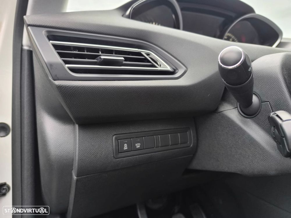 Peugeot 308 PureTech 130 GPF Stop & Start Allure - 36