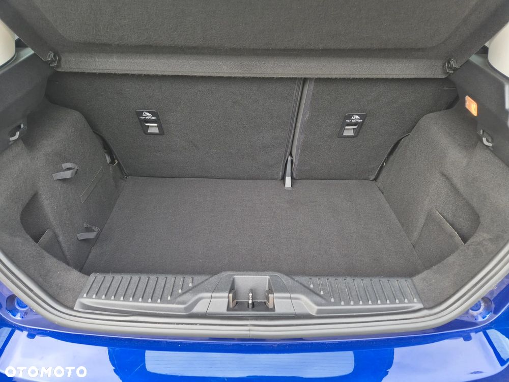 Ford Fiesta 1.1 Trend - 14