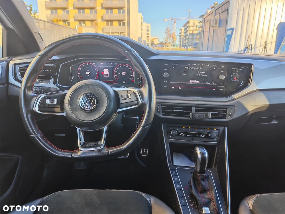 Volkswagen Polo - 5