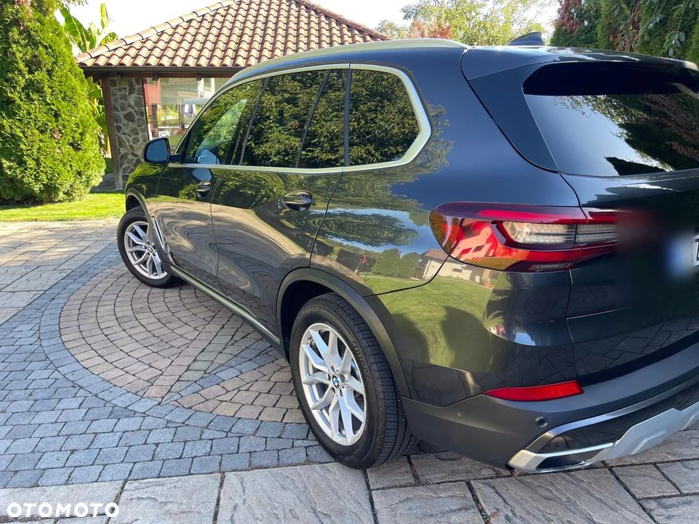 BMW X5 xDrive40i mHEV - 19