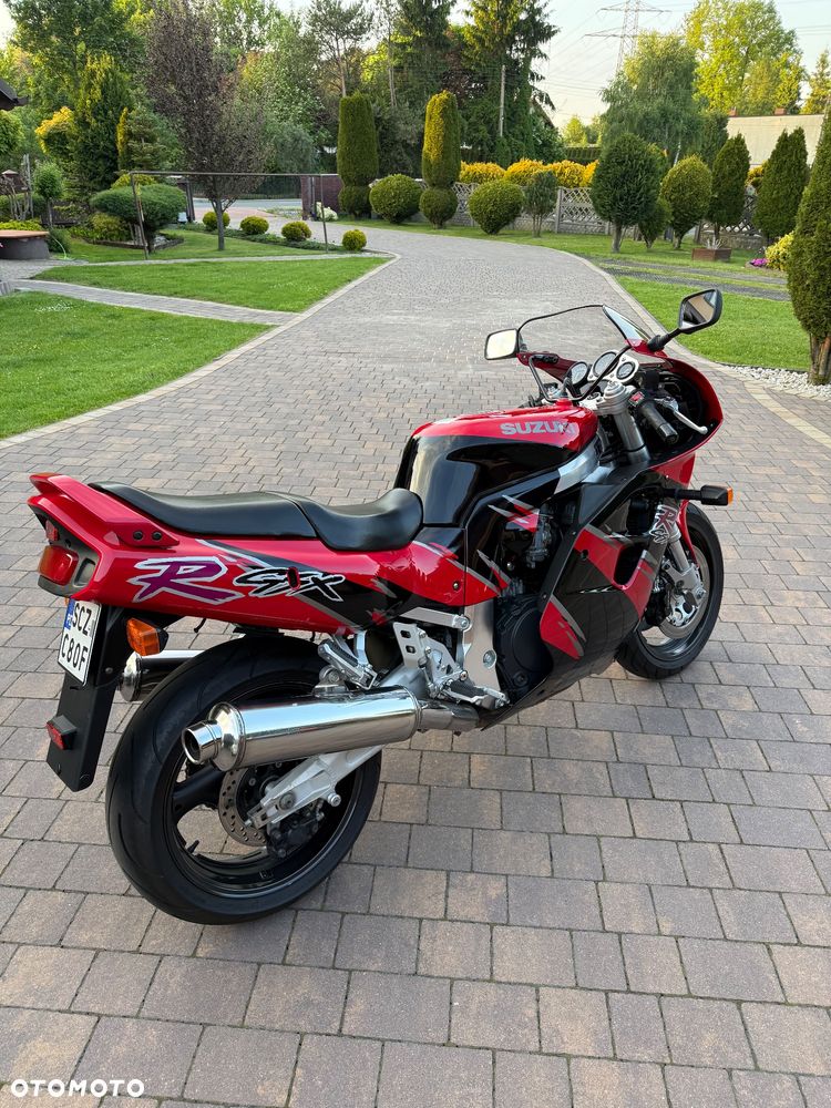 Suzuki GSX-R - 5
