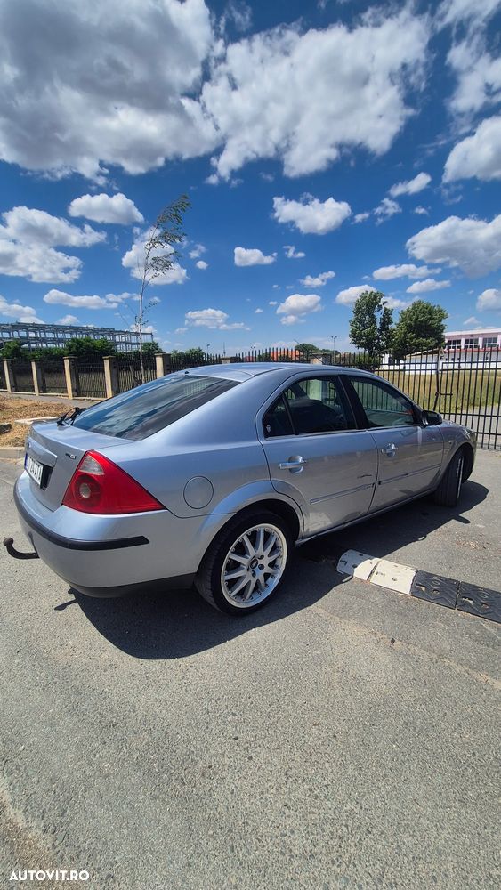 Ford Mondeo 2.0 TDCI Aut. Ghia X - 4