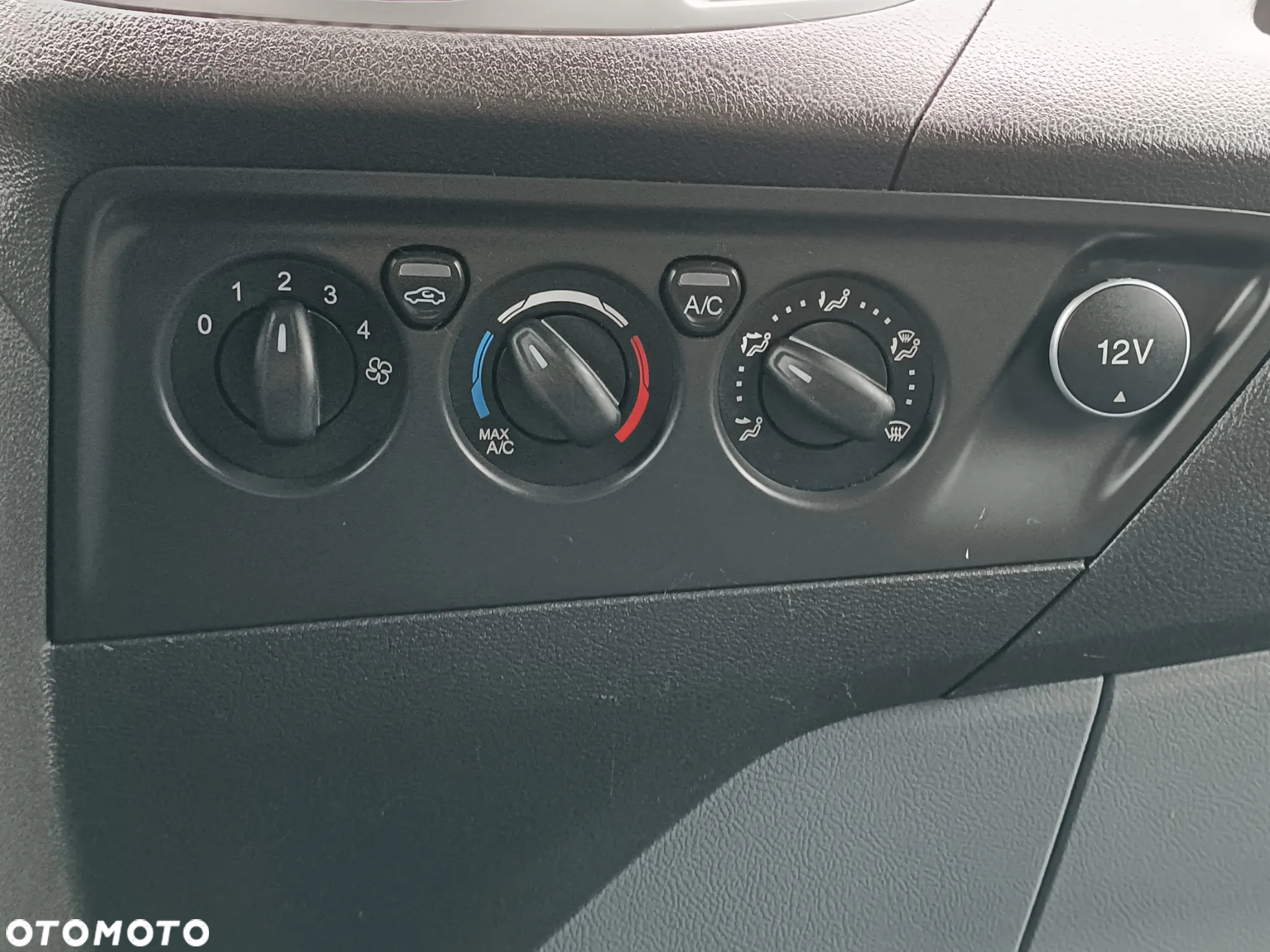 Ford Transit Custom - 19