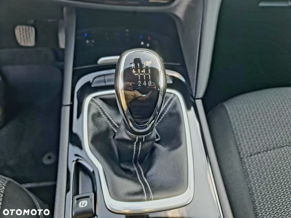 Opel Insignia 1.6 (118g) Exclusive - 24