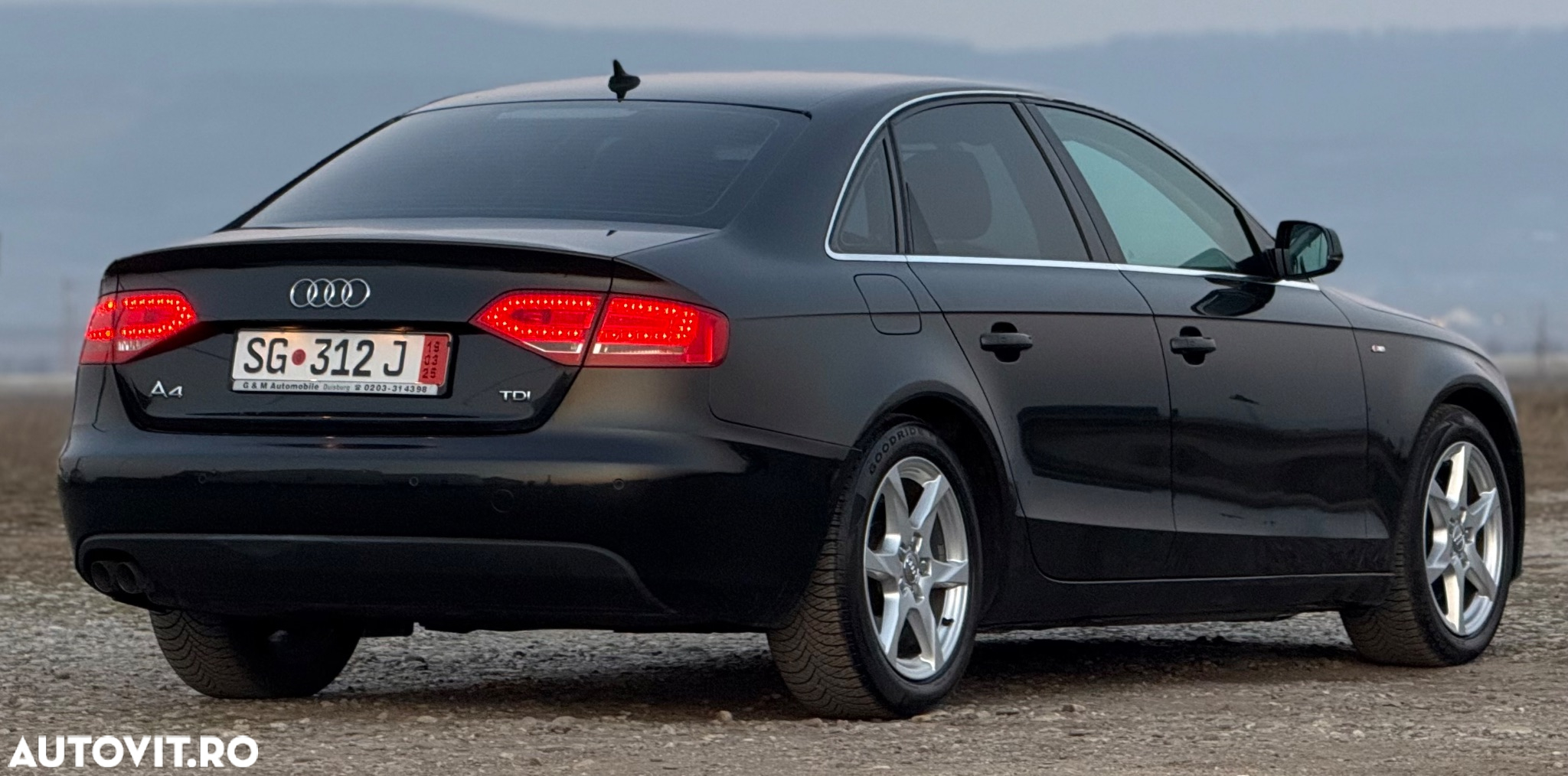 Audi A4 2.0 TDI DPF multitronic S line Sportpaket - 3