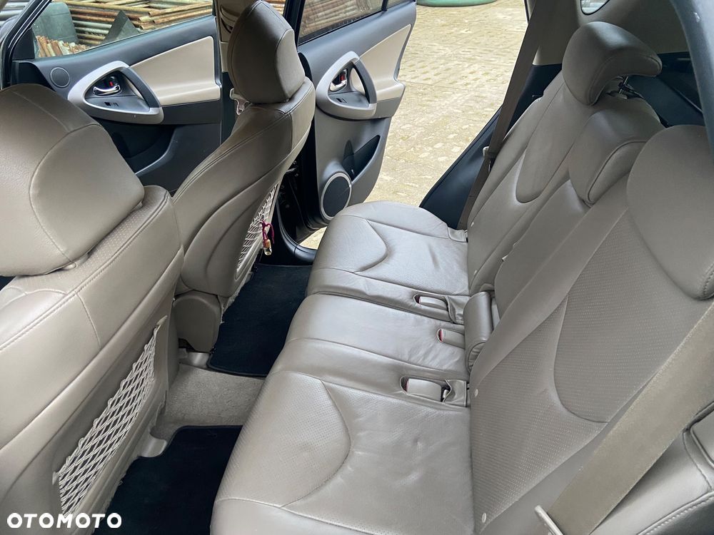 Toyota RAV4 2.2 D-4D X - 10