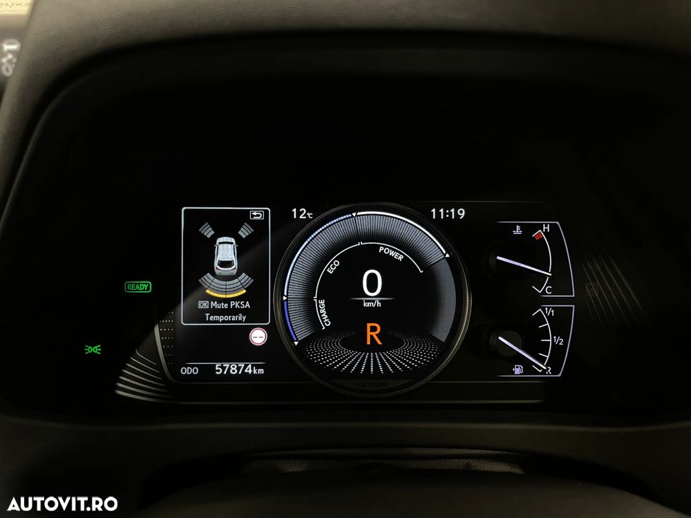 Lexus UX 250h Business Edition - 28