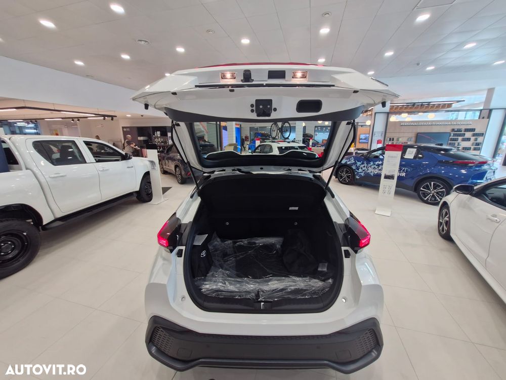 Toyota C-HR - 21