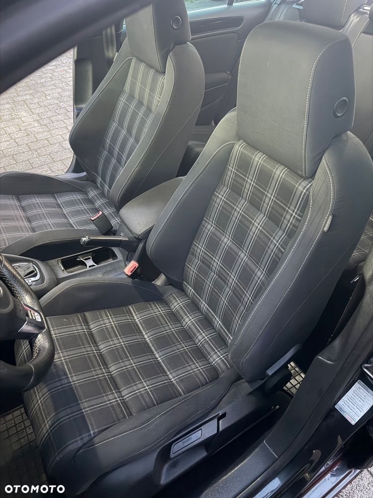 Volkswagen Golf 2.0 TDI GTD DSG - 24