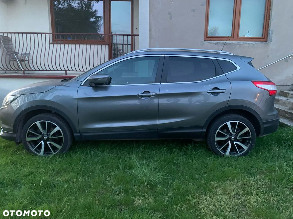 Nissan Qashqai 1.6 DCi Tekna+ Xtronic - 1