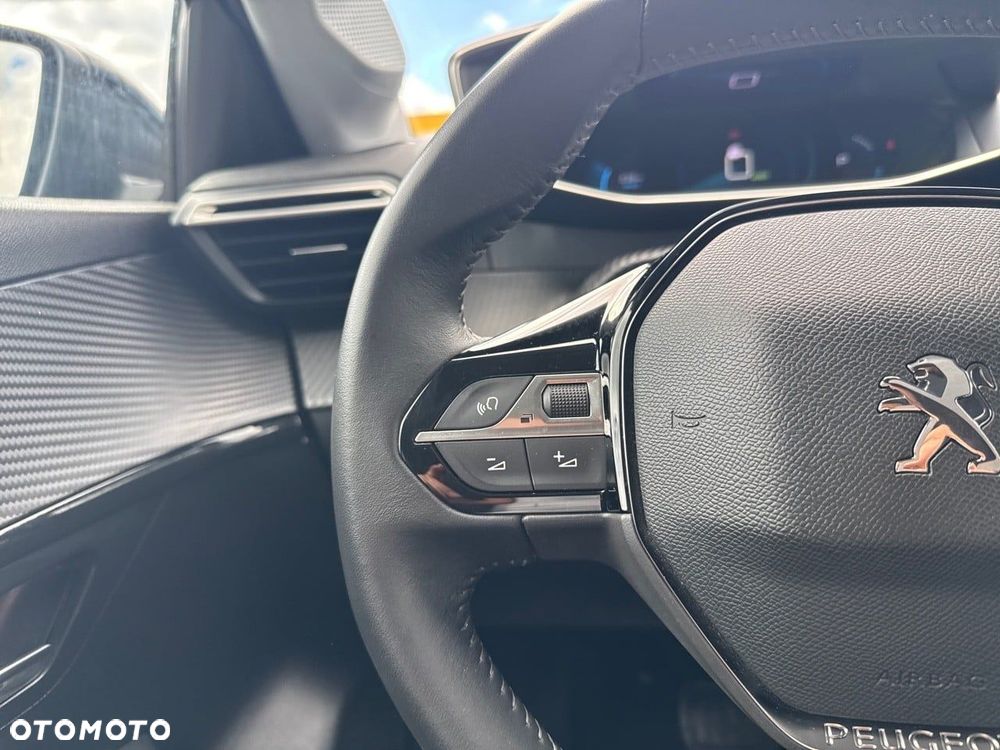 Peugeot 208 50kWh Allure - 15