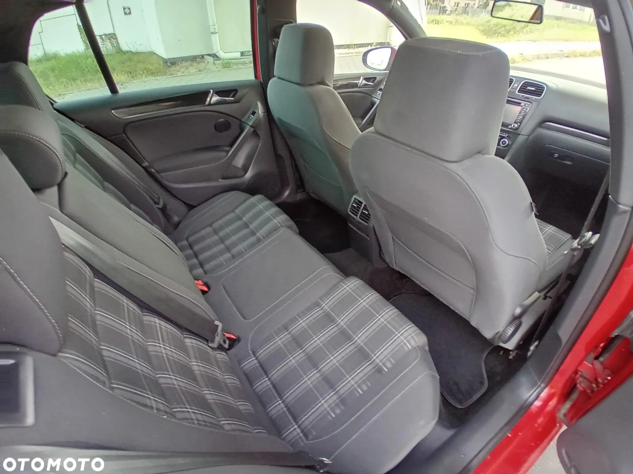Volkswagen Golf VI 2.0 TDI GTD - 11