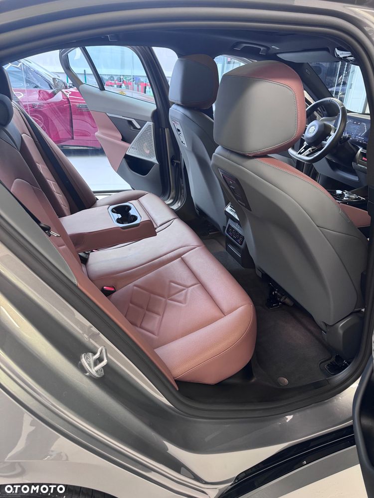 BMW Seria 5 520d xDrive mHEV M Sport Edition - 8