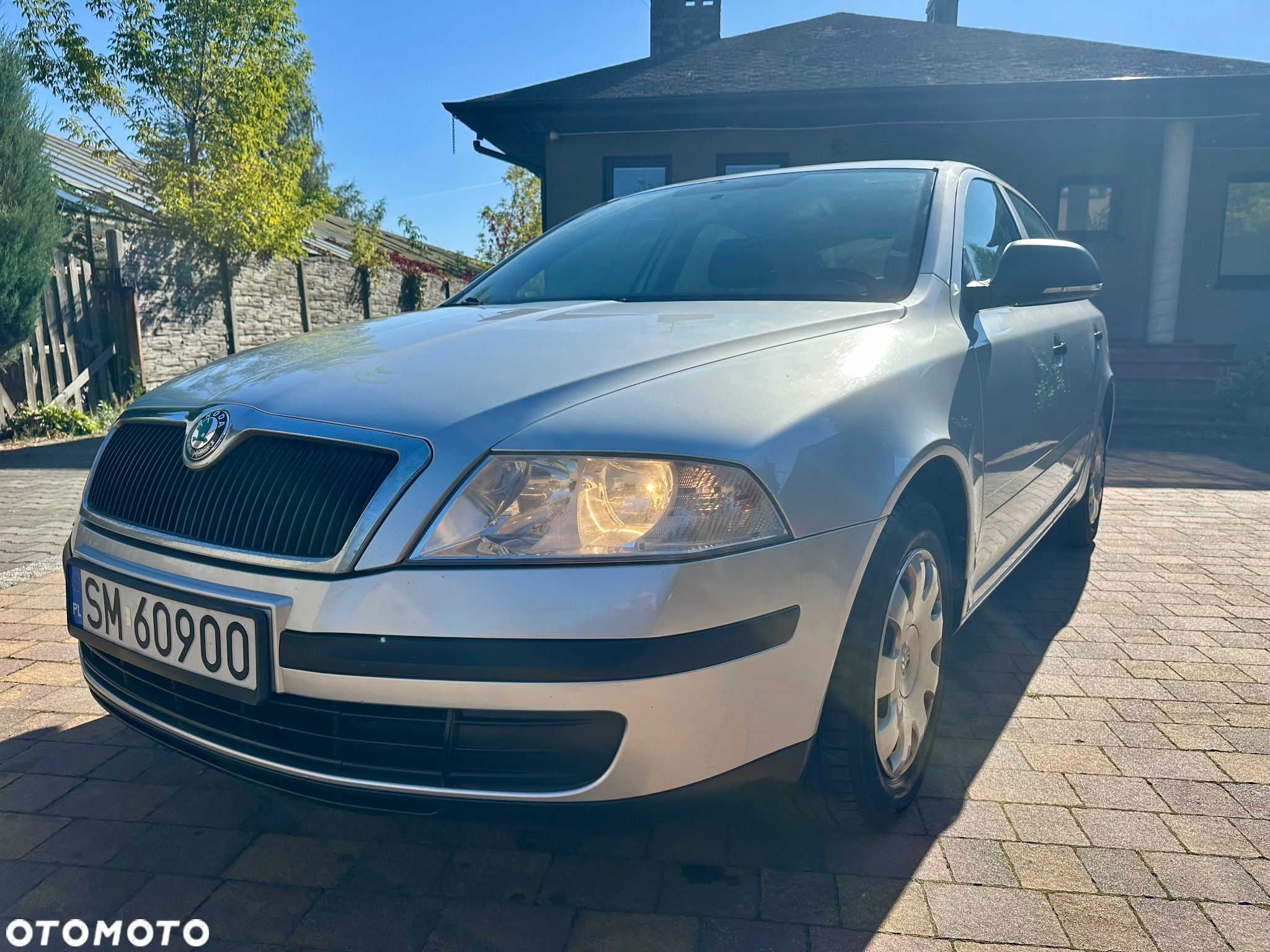 Skoda Octavia 1.6 Ambiente - 4
