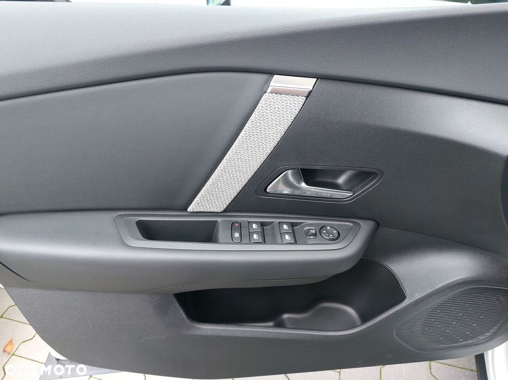 Citroën C4X - 13