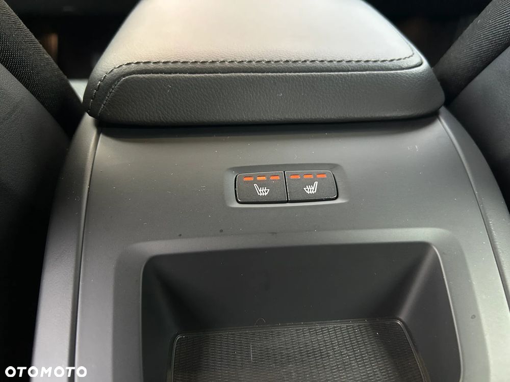 Volvo XC 60 B4 D AWD Momentum Pro - 20