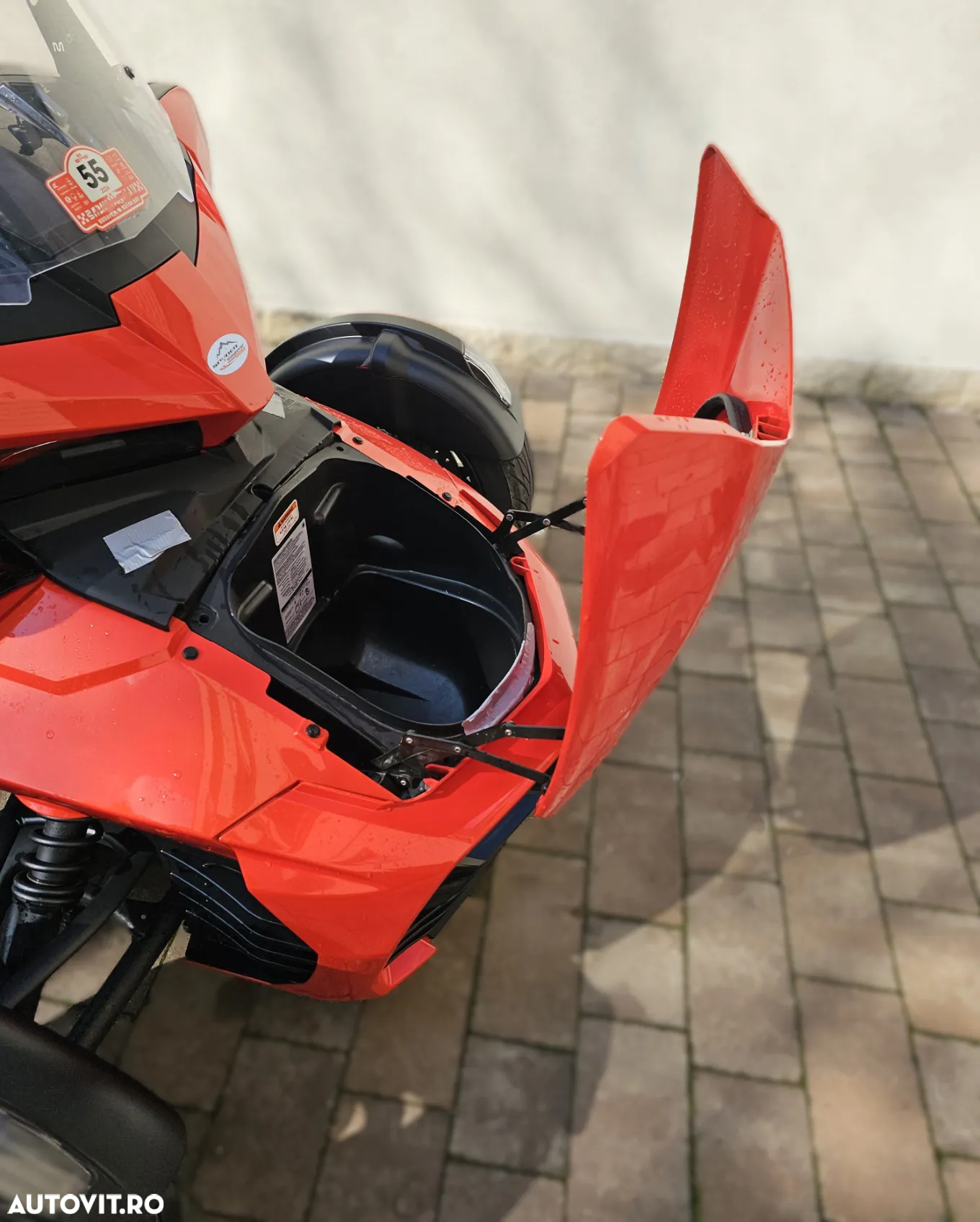 Can-Am Spyder - 19
