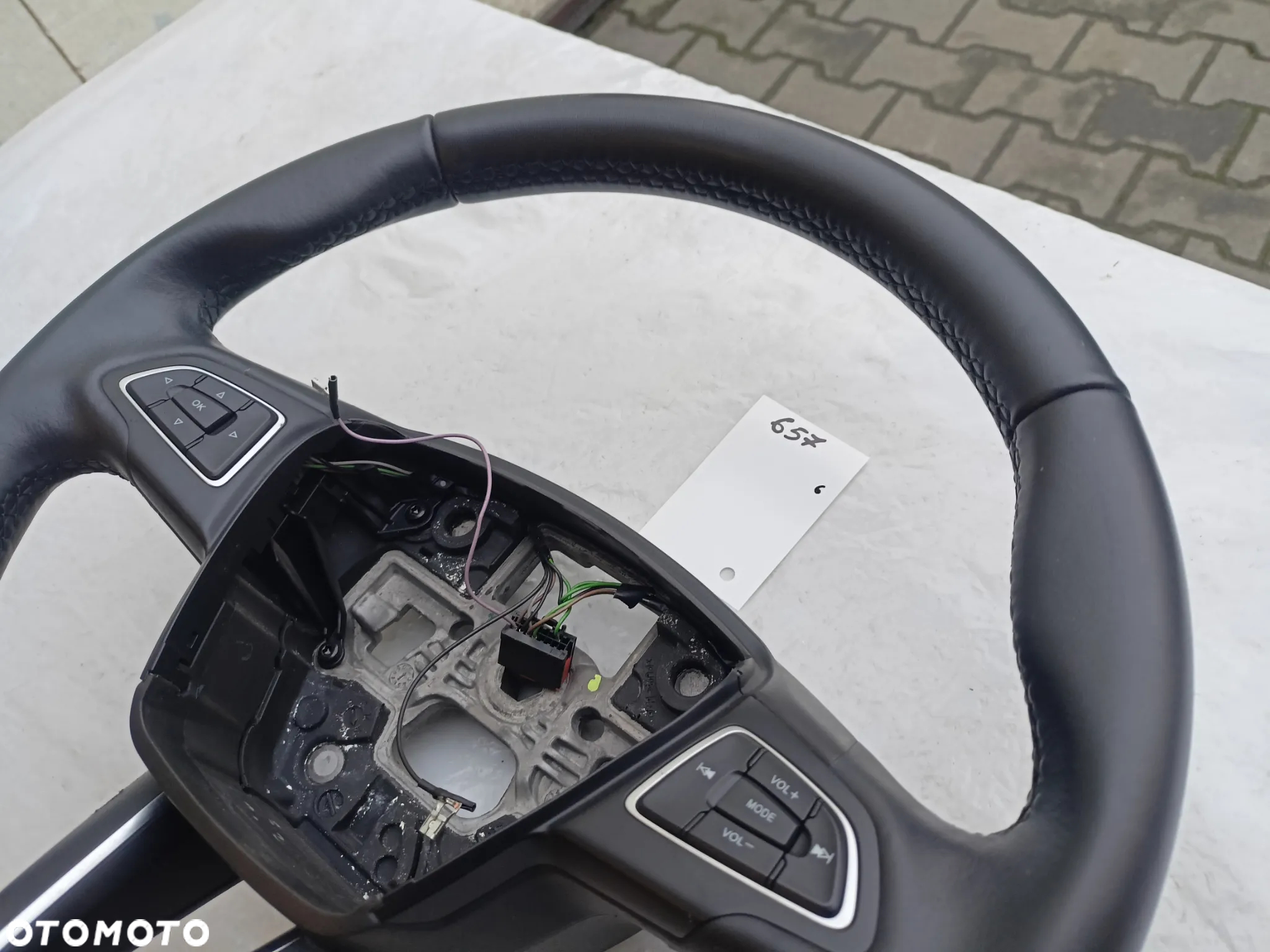 KIEROWNICA FORD FOCUS MK3 LIFT ŁADNA - 4