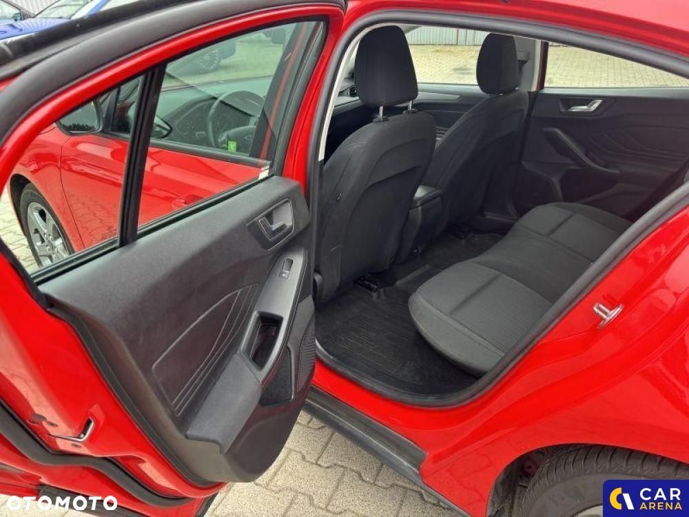 Ford Focus - 18