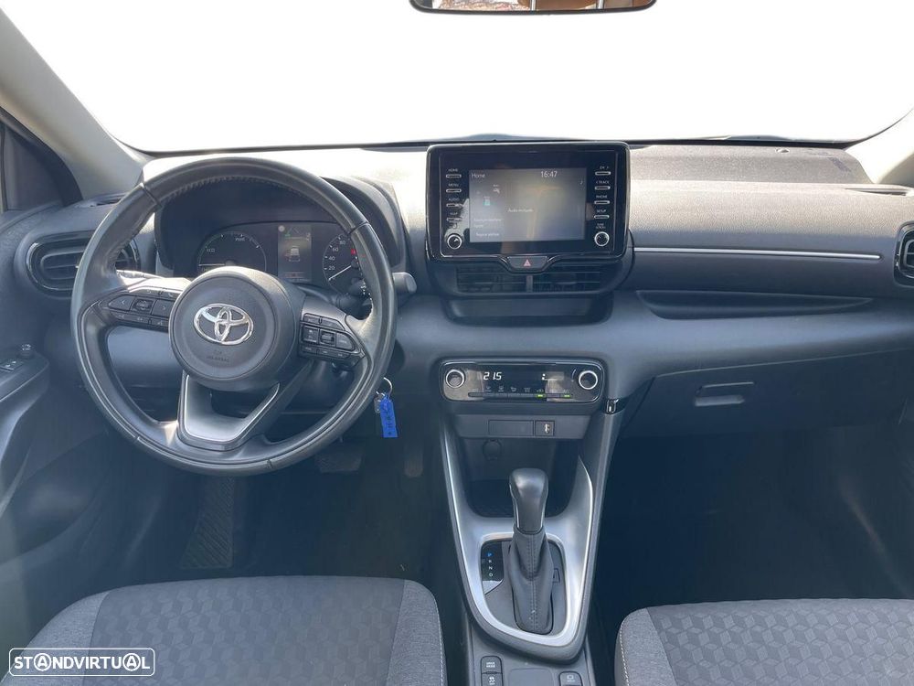Toyota Yaris - 8