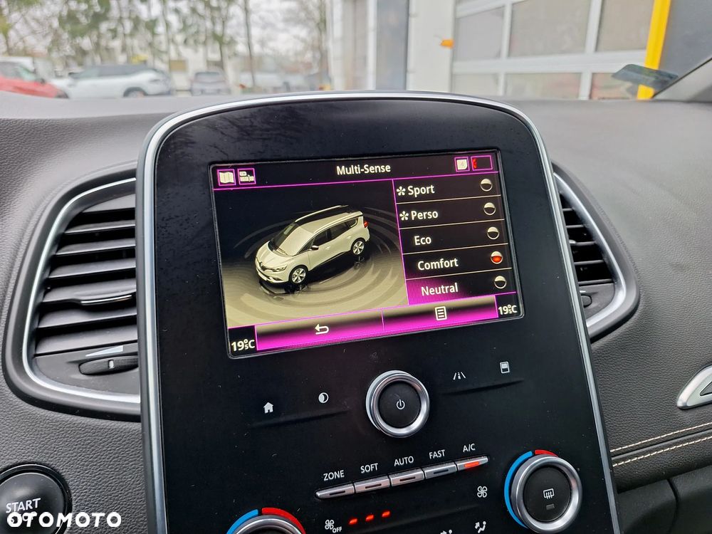 Renault Grand Scenic Gr 1.3 TCe FAP Winter Edition - 24