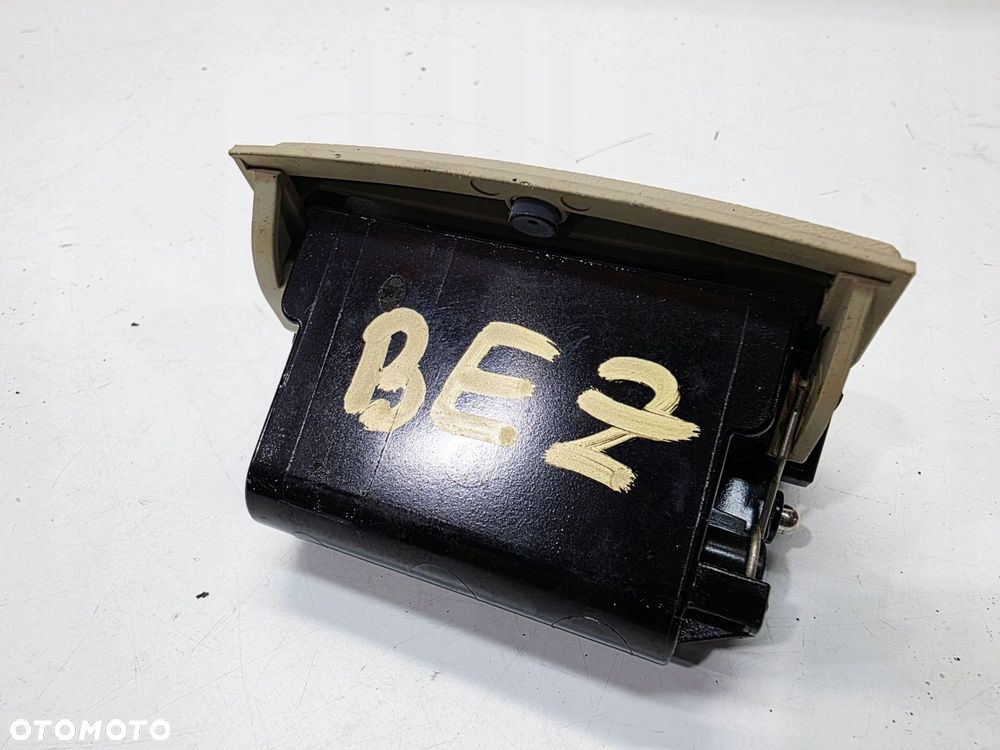 POPIELNICZKA TYLNA TYŁ AUDI A3 8P 8P0857961 BEŻOWA - 4