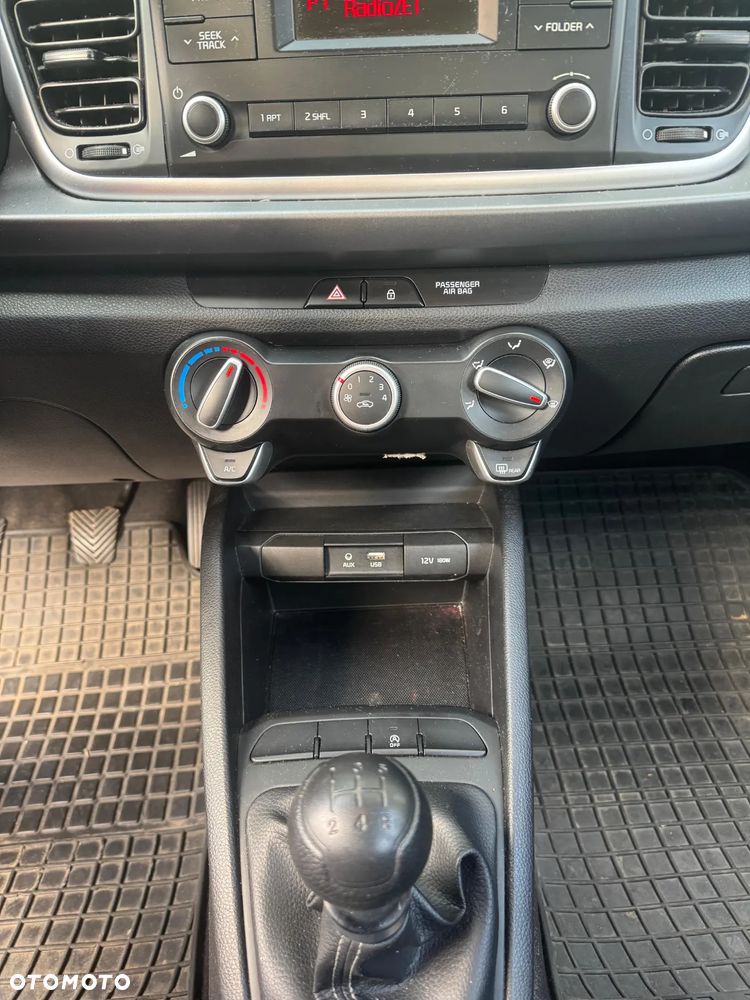 Kia Rio 1.2 M - 9