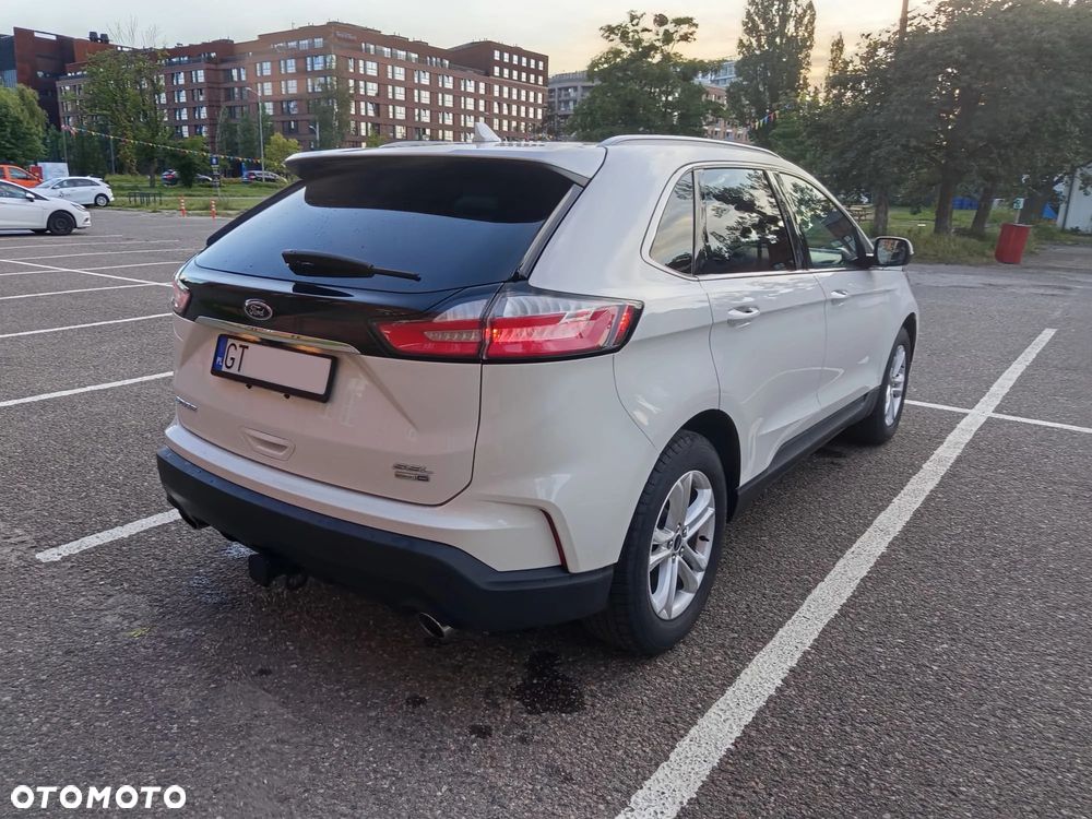 Ford Edge - 4