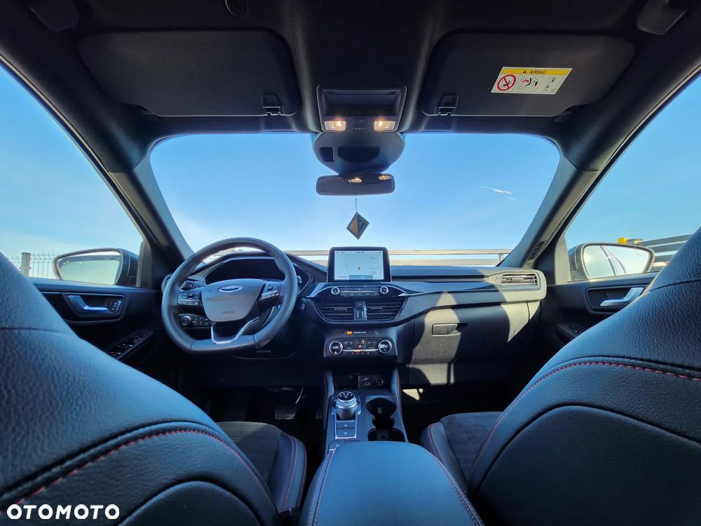 Ford Kuga 1.5 EcoBlue ST-LINE - 35