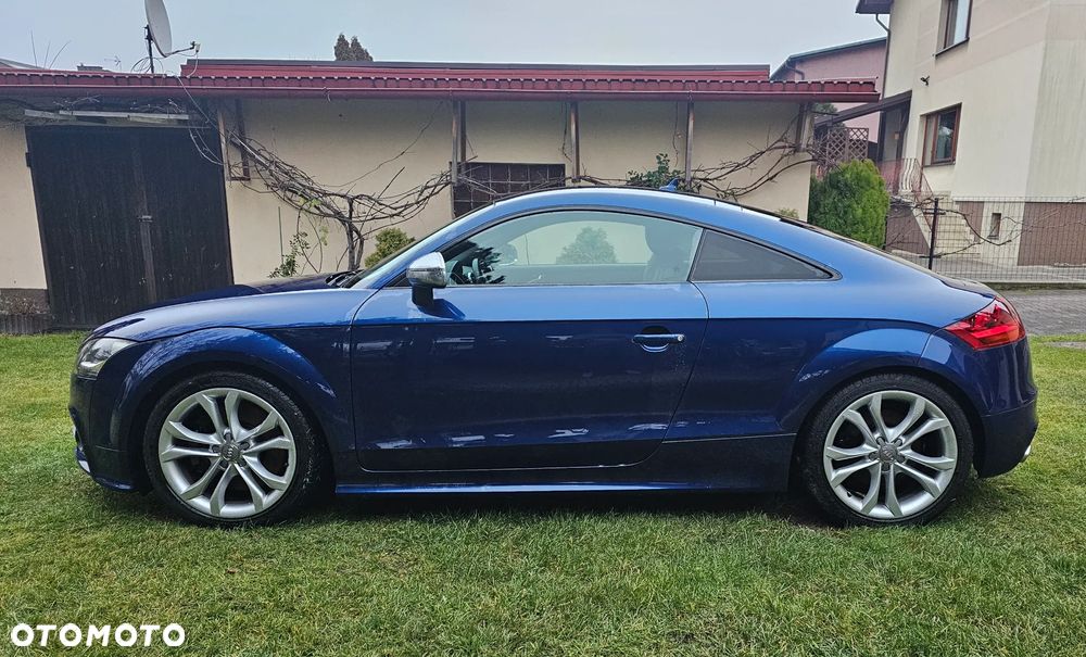 Audi TT S Coupé - 5