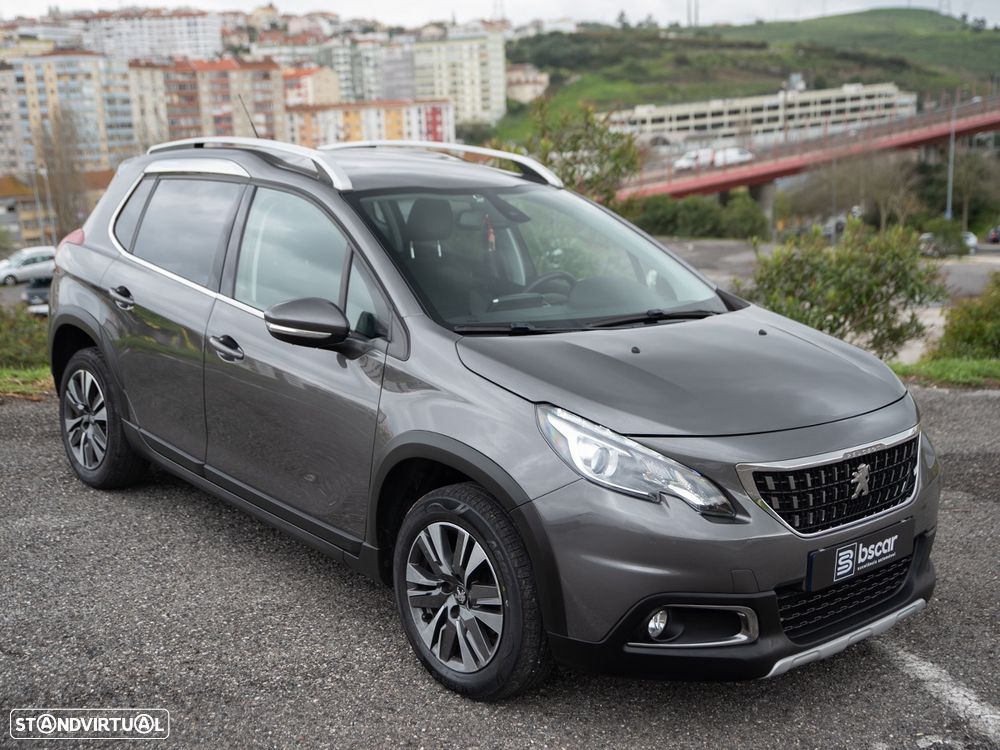 Peugeot 2008 1.2 PureTech Allure EAT6 - 4