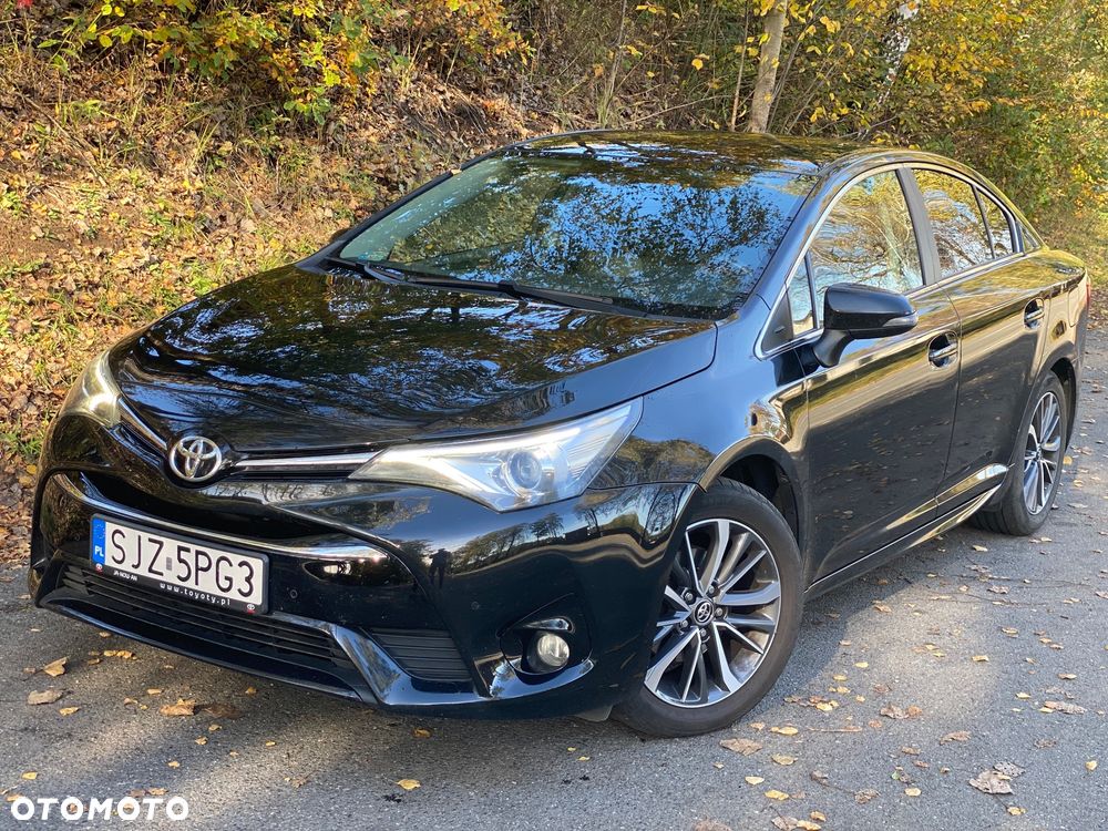 Toyota Avensis 1.8 Premium MS - 3