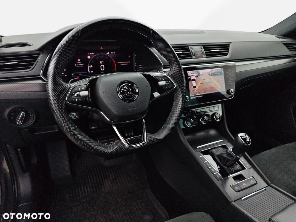Skoda Superb 2.0 TSI 4x4 Sportline DSG - 19