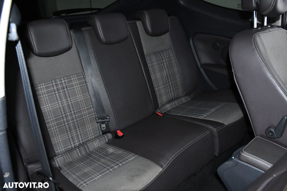 Renault Megane dCi 130 FAP Bose Edition - 5