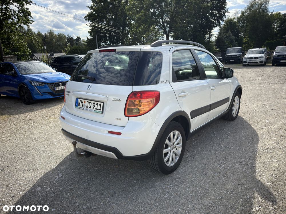 Suzuki SX4 Classic 1.6 VVT 4x4 Comfort - 8