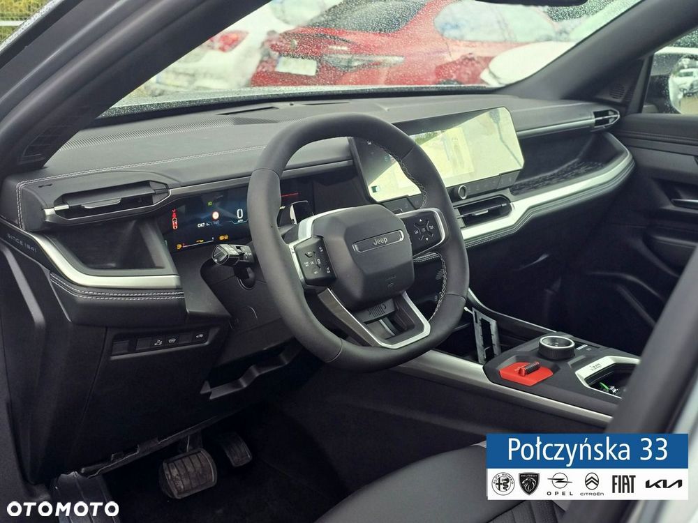 Jeep Compass - 10