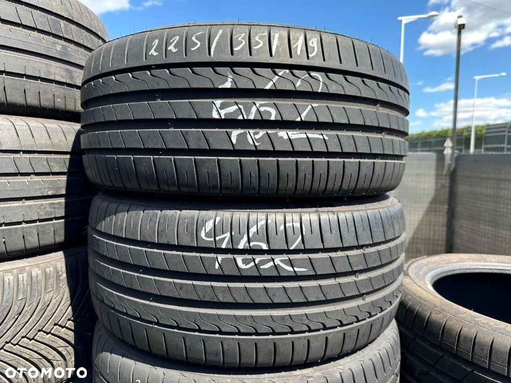225/35/19 Minerva Radial F205_6,5mm_2szt_(462) - 2