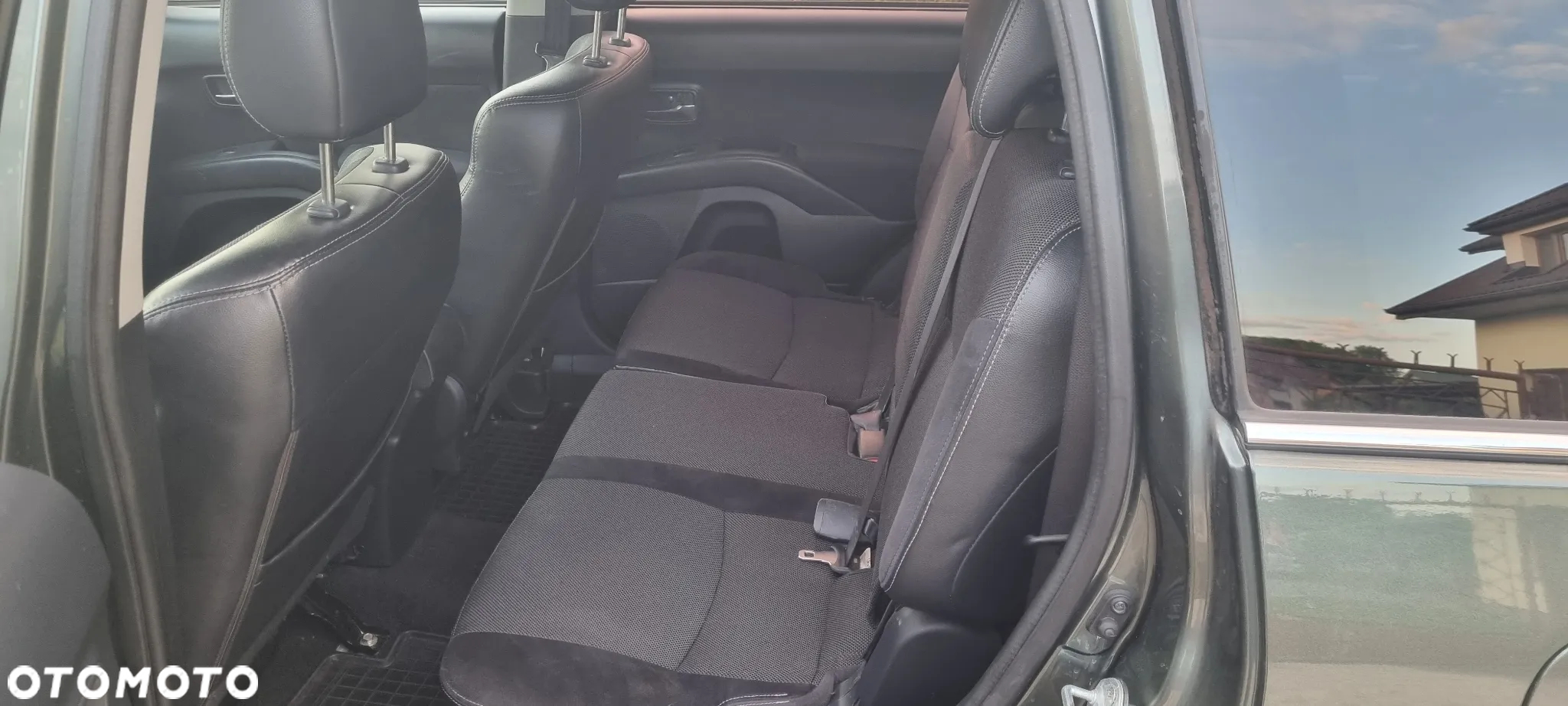 Peugeot 4007 2.2HDi Premium - 9