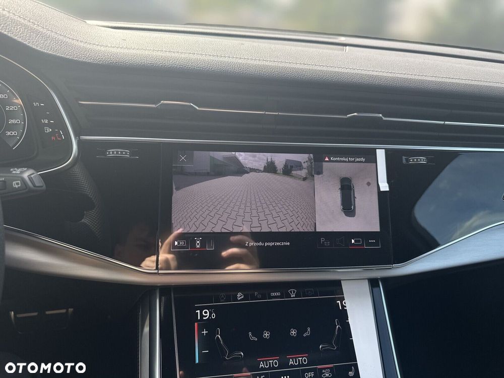 Audi Q7 - 21